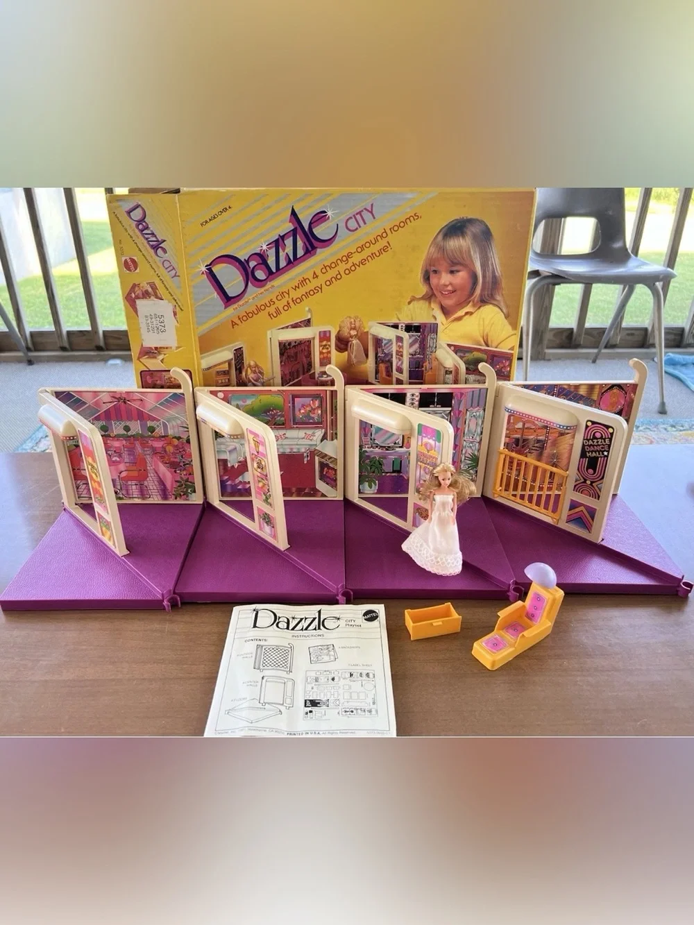 Vintage Mattel DAZZLE CITY Playset 1981 Doll Lounge Chair w/ Dryer & Drawer